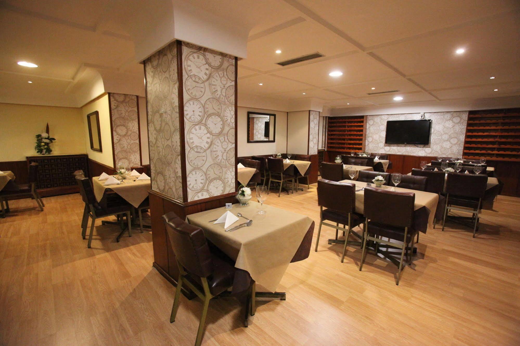 Hostal Don Suero Leon Bagian luar foto